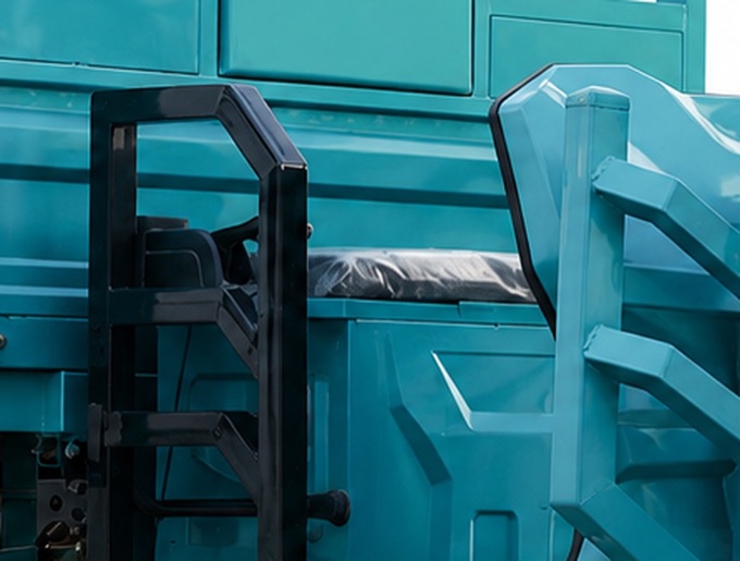 MOVO Tipper detail Seat